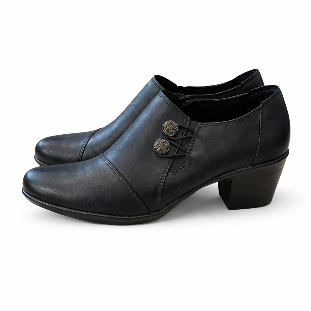 Clarks Certina Joy Black Leather Booties Women’s Size 8 Comfort Heel